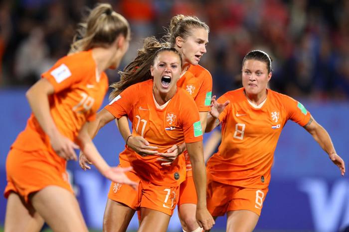 白俄罗斯女足选手在比赛中展现实力